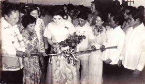 Ribbon Cutting.jpg